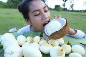 Dream Meaning of Eating Coconut