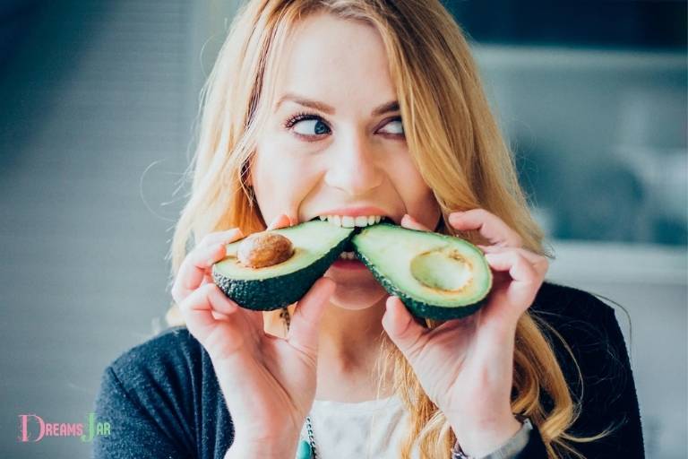 Eating Avocado in Dream Meaning