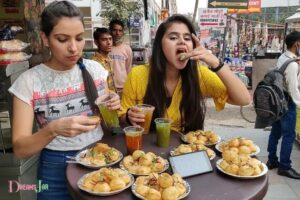 eating pani puri in dream meaning